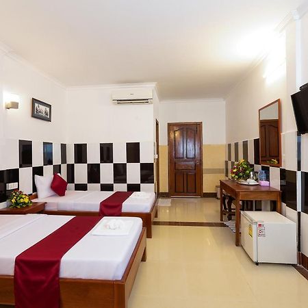Botoum Hostel Сием Реап Екстериор снимка